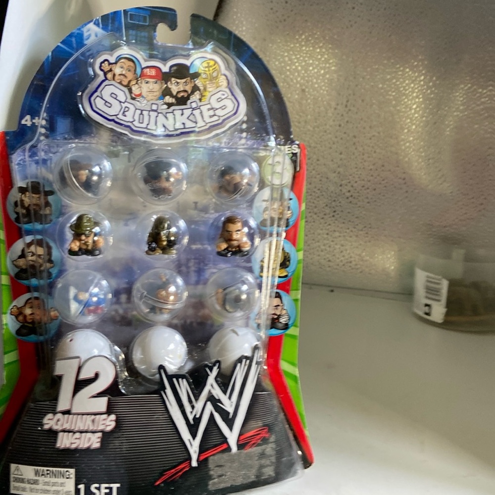 WWE 12 Squinkies 2012 Still sealed in package Blip toys stocking #37683